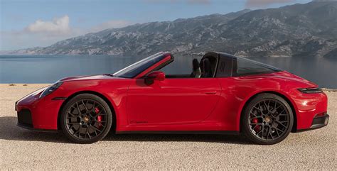 Porsche 911 Carrera Cabriolet (2025) | EN.WHEELZ.ME