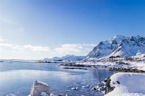 Best time to go to norway, winter in Lofoten blue skies snow – Fjords ...