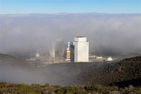 Tower Roll Delta Iv Heavy Nrol The Mobile Service Towe Flickr