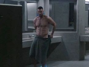 PABLO SCHREIBER Nude AZNude Men