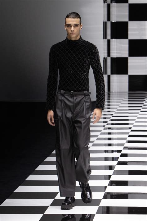 Emporio Armani Collection Men Fall 2022