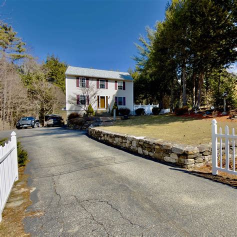 17 Ventura Dr, Raymond, NH 03077 - MLS 5079411 - Coldwell Banker