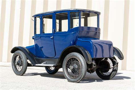 Project Car: An Original Detroit Electric – A 100% Electric Car From 1922