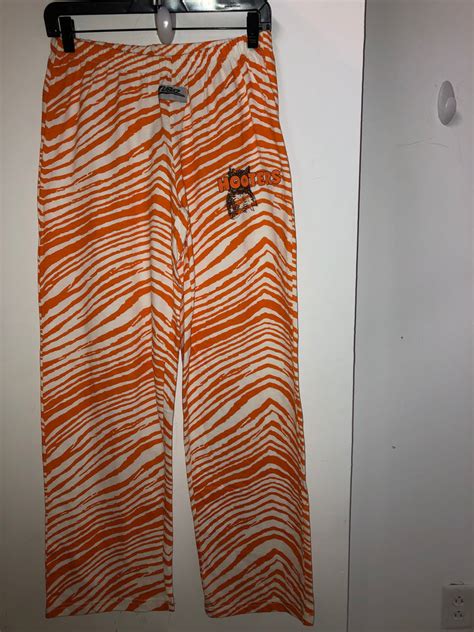 Very Rare Zubaz Hooters Pants – Scholars & Champs