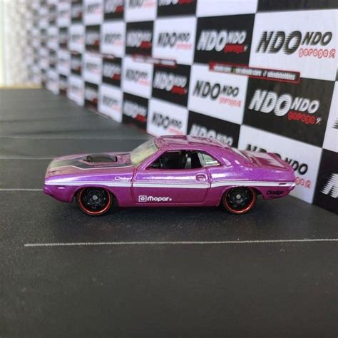 Hot Wheels 70 Dodge Hemi Challenger Plum New Loose 2023 Exclusive Recolor Shopee Malaysia