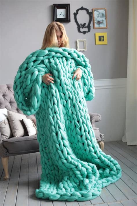 How To Make A Chunky Knitted Blanket Knitting Blankets With Arms Or