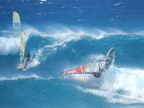 Surfers Surging Spilling Plunging