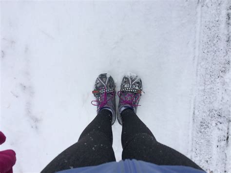 Your Guide to Winter Running Clothes and Gear - Working Mom's Balance