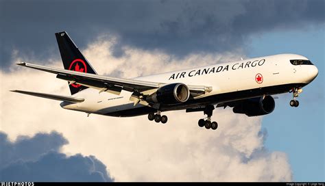 C Fpca Boeing Er Bdsf Air Canada Cargo Leige Yang