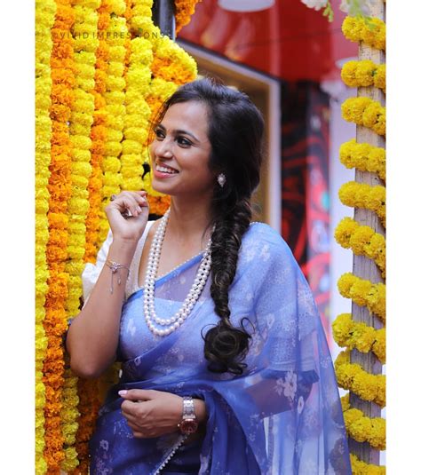 Actress Ramya Pandian Saree Hot Photoshoot Stills Indian Filmy Actress