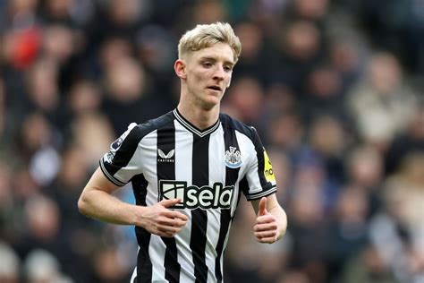 Liverpool Given Hope To Sign Anthony Gordon From Newcastle United