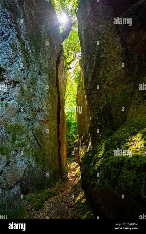 Sovana Cava Hi Res Stock Photography And Images Alamy