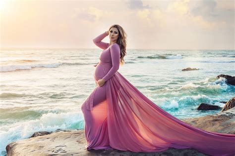 6 Reasons Why To Do A Professional Maternity Photoshoot