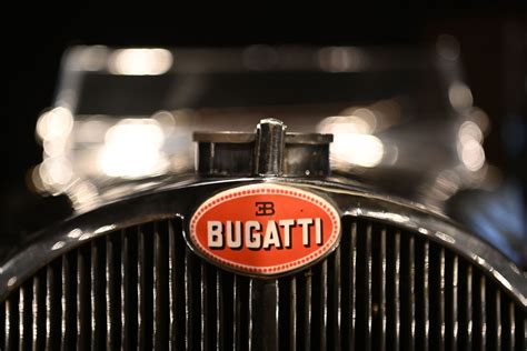 Do You Know the Story Behind the Bugatti Logo? - alt_driver