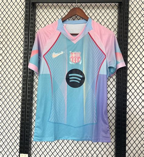 fc barcelona pink  blue kit fan version