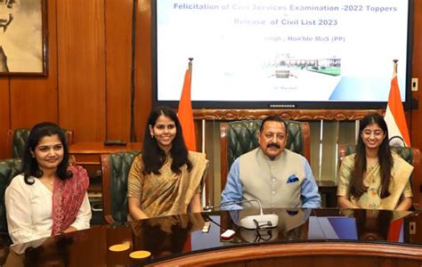 Mos Dr Jitendra Singh Felicitates The First All India Toppers Of Ias