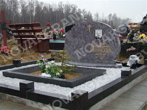 Памятник цветник на могилу - Цена в Гродно на заказ памятника ...