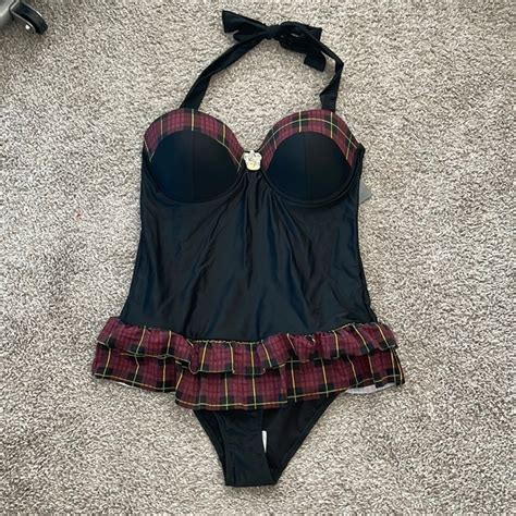 Hot Topic Swim One Piece Harry Potter Gryffindor Swimsuit Bnwt Poshmark