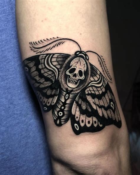 50 Death Moth Tattoo Designs With Meanings Art And Design