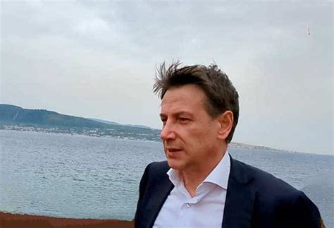 Giuseppe Conte A Messina Appello Contro Il Ponte Sullo Stretto Per