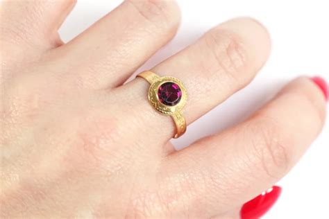 Victorian French Garnet Ring Maison Mohs