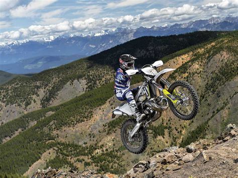 2018 Husqvarna TE 250i And TE 300i Test Cycle World