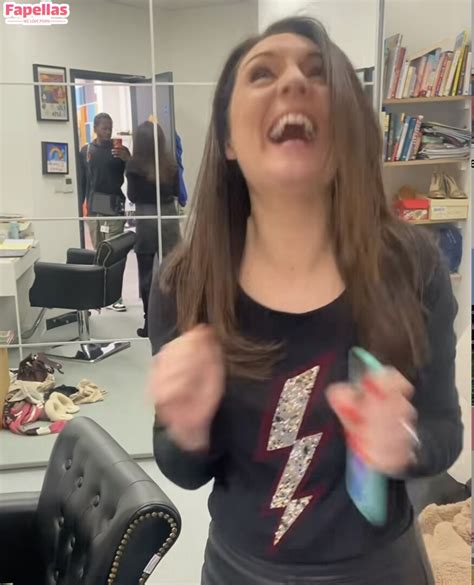 Laura Tobin Aka Lauratobinweather Nude Leaks Fapellas