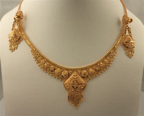 22 Karat Gold Necklace With Earring 22 Gold Jewellery Necklaces