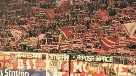 Lo Striscione Dei Tifosi Del Bayern “cristian E Stefano Riposa In Pace”