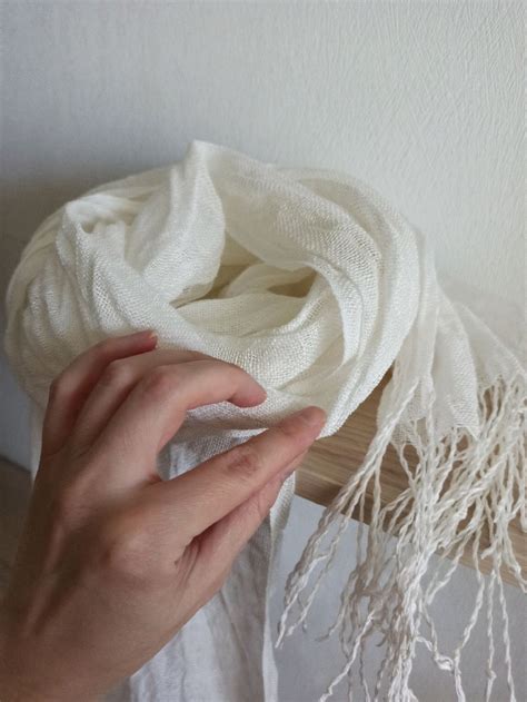 Льняной шарф палантин Белый лебедь ручное ткачество в интернет-магазине ...