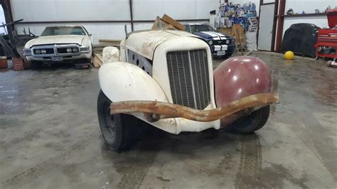 1935 AUBURN Boattail Speedster Replica Unfinished MUST SELL Classic