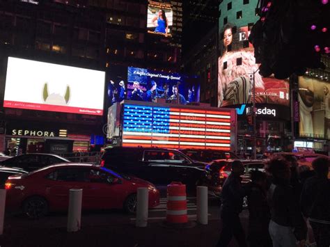 La Ciudad Que Nunca Duerme En Nueva York Foto Editorial Imagen De