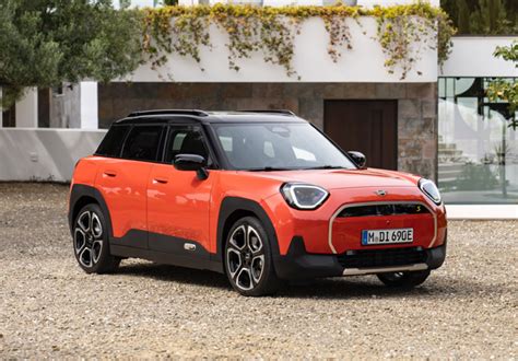 El Nuevo Mini Aceman Estrena El Primer Modelo Crossover Para El