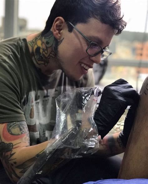 Khris Tattoo Inksane Tattoo Piercing