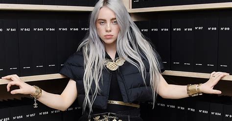 Así responde Billie Eilish a quienes la critican en traje de baño