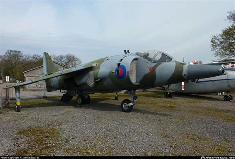 XV751 Royal Air Force Hawker Siddeley Harrier GR3 Photo by Mark Edwards ...