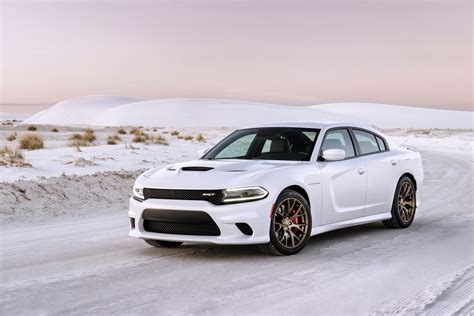 2015-dodge-charger-srt-hellcat : Automotive Addicts