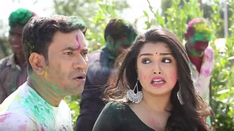 Holi Mein GST Jor Ke: Nirahua aka Dinesh Lal Yadav-Amrapali Dubey's ...