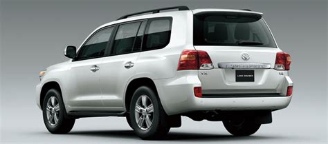 Toyota Land Cruiser Facelift Launches In Japan Puts