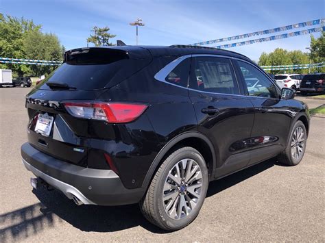 New 2020 Ford Escape Titanium Awd With Navigation And Awd