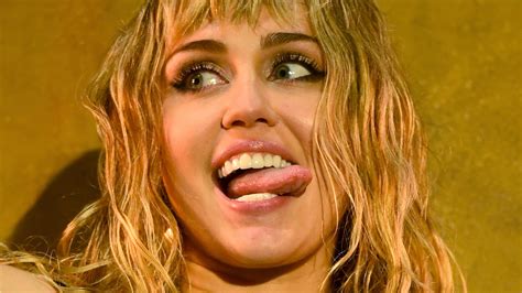 Miley Cyrus Naked Having Sex Sex Pictures Pass