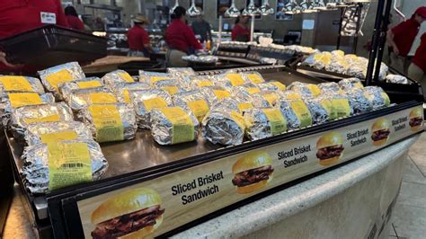 Buc Ee S BBQ Menu With Prices For 2024