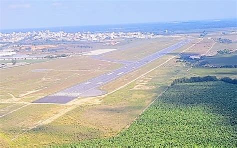 Nova pista do aeroporto de Linhares é inaugurada