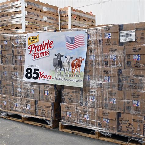 Prairie Farms Dairy Celebrates Th Anniversary Dairy Month By Giving