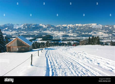 Zur Nagelfluhkette Und Zum Illertal Fotos Und Bildmaterial In Hoher