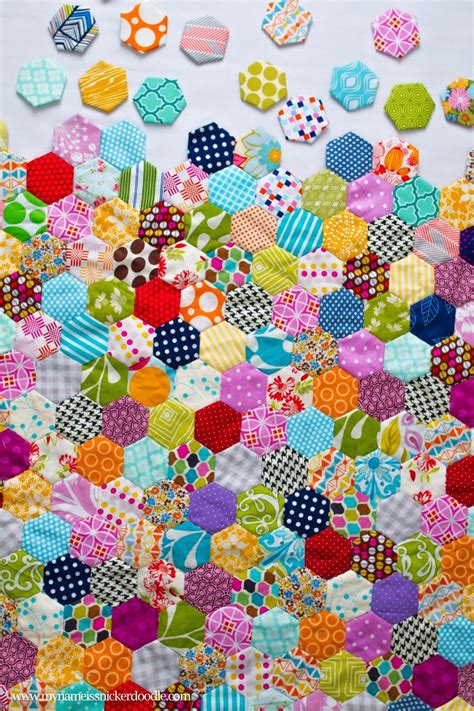 A Love For Hexagons Hexagon Quilt English Paper Piecing Quilts