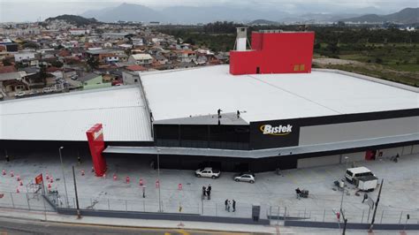 Bistek Inaugura Nova Loja Na Grande Florian Polis Economia Oito