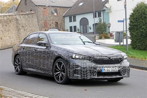 2023 BMW i5 Spied on the Nurburgring While Being Driven Hard, Is Now ...