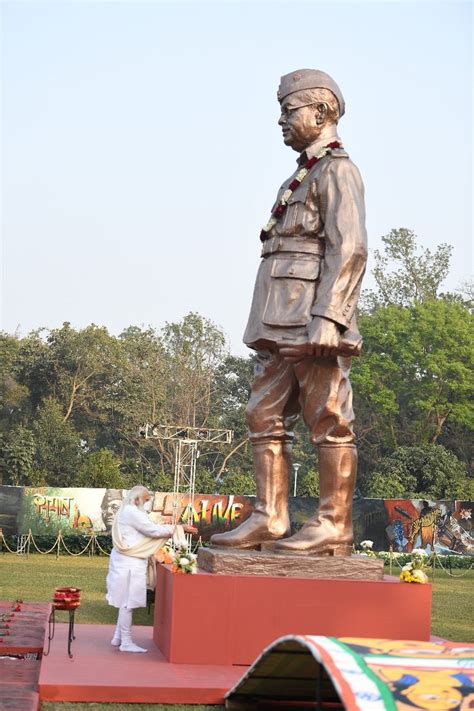 नेताजी सुभाष चंद्र बोस की 125 वीं जयंती पर देश ने किया नमन राष्ट्रपति