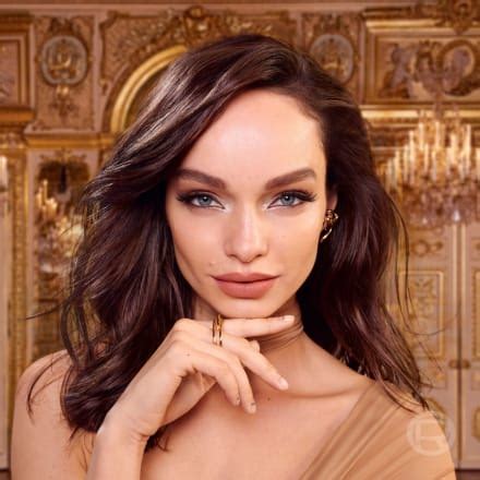 L ORÉAL PARiS Lippenstift Color Riche Intense Volume Matte Le Nude Daring g dauerhaft